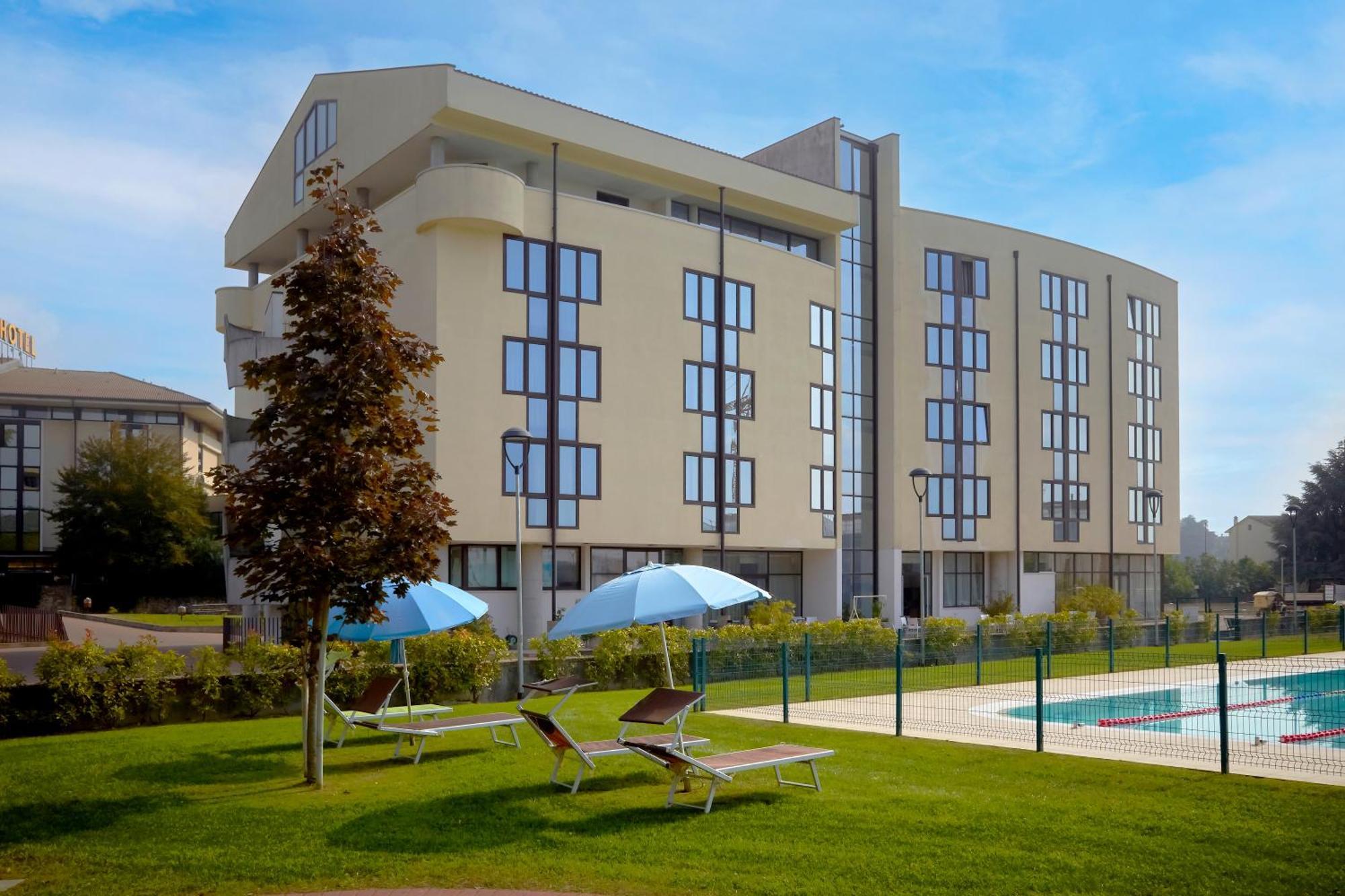 Kona Hotel Verona By Kleos Group Collection Неґрар Екстер'єр фото